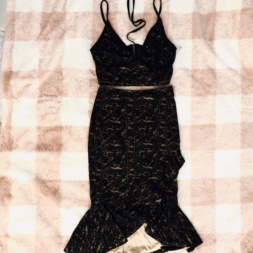 2 Piece lace outfit by Privy
